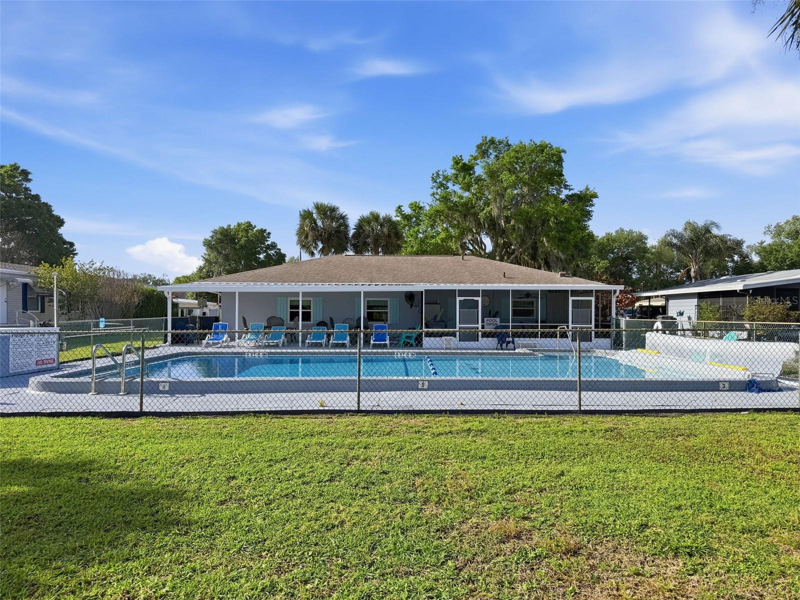 Image 35 of 46 For 454 Village Circle Sw