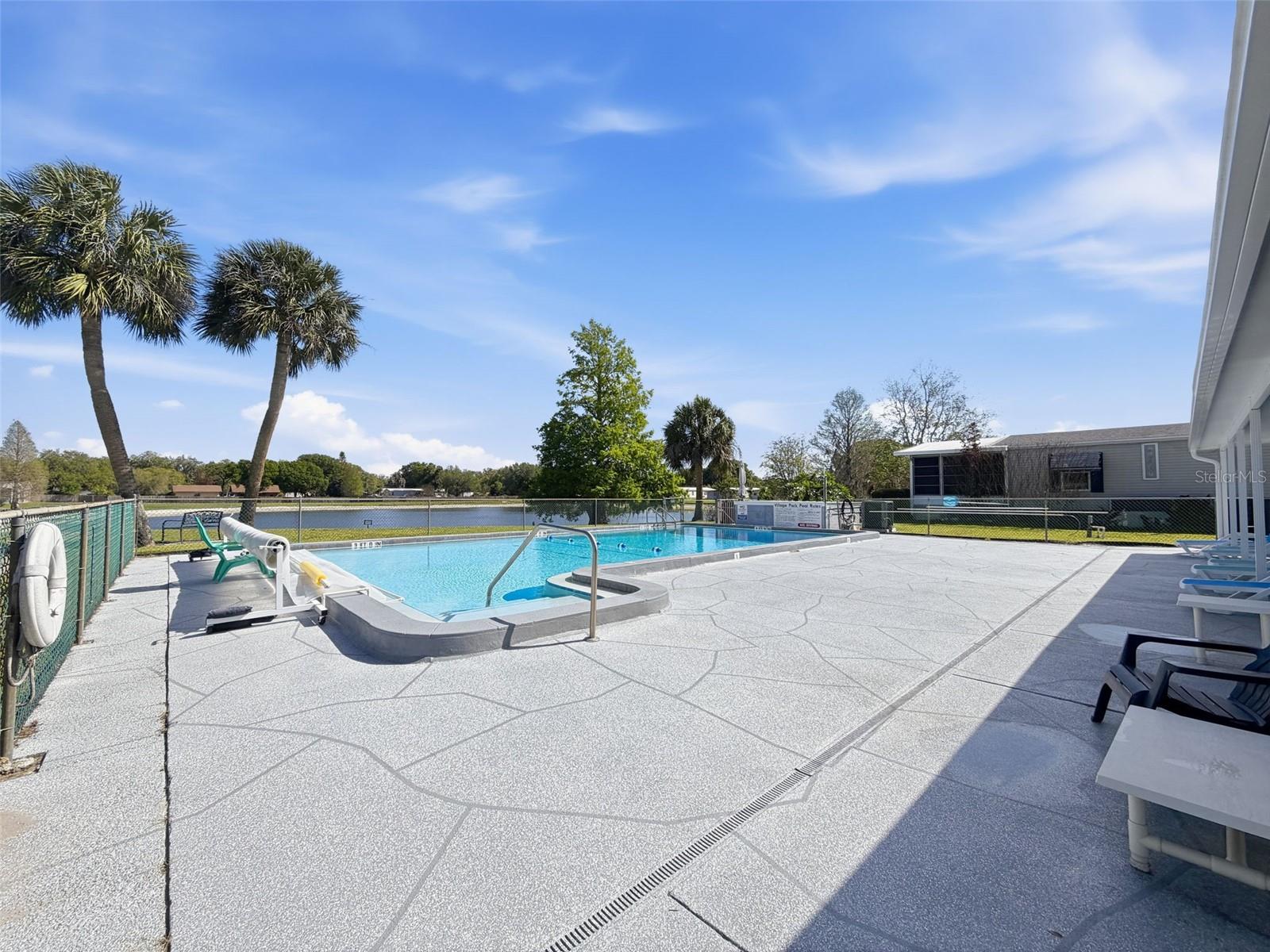 Image 40 of 46 For 454 Village Circle Sw