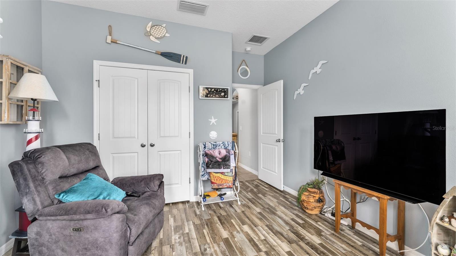 Image 23 of 48 For 2253 Bella Luna Circle