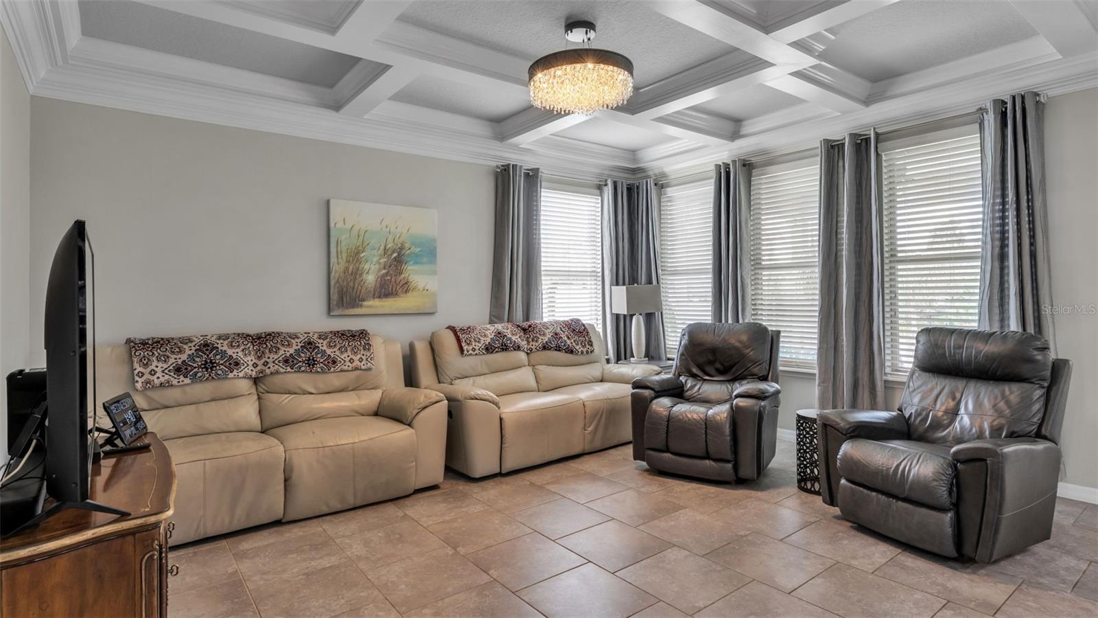 Image 32 of 48 For 2253 Bella Luna Circle