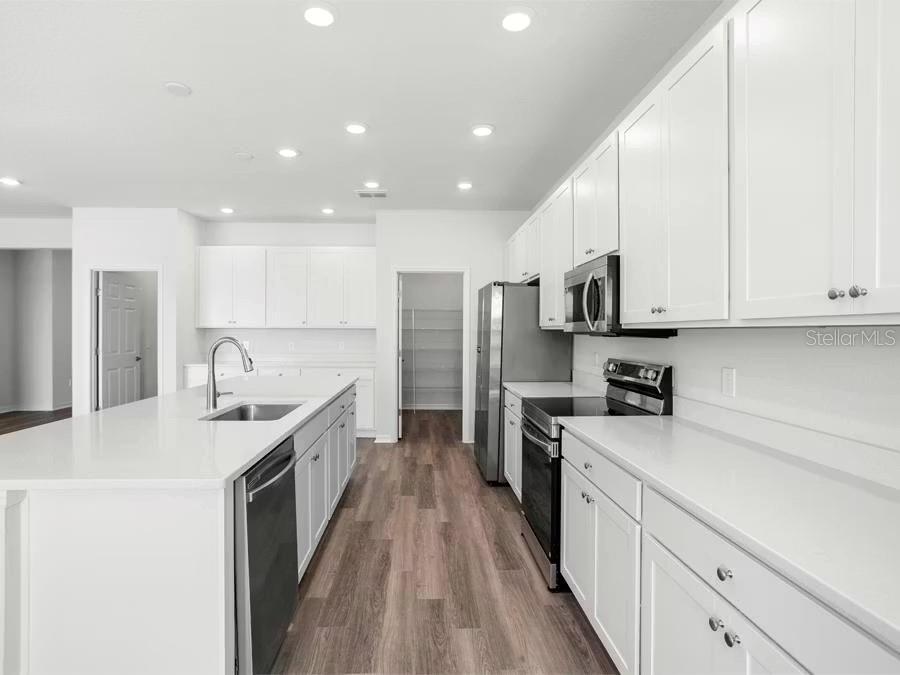 Image 9 of 10 For 837 Marion Oaks Lane