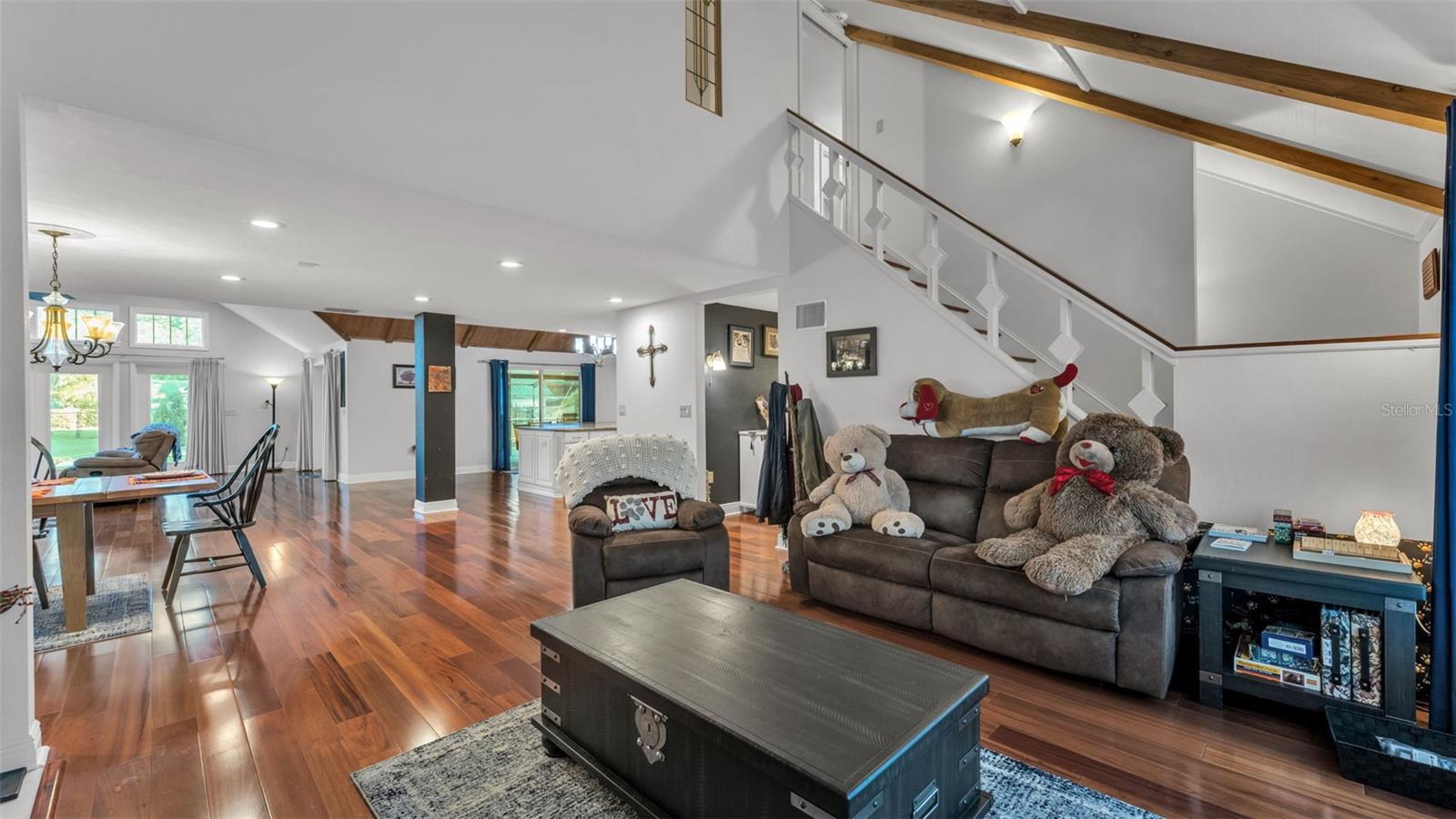 Image 15 of 83 For 1804 Michelle Lane