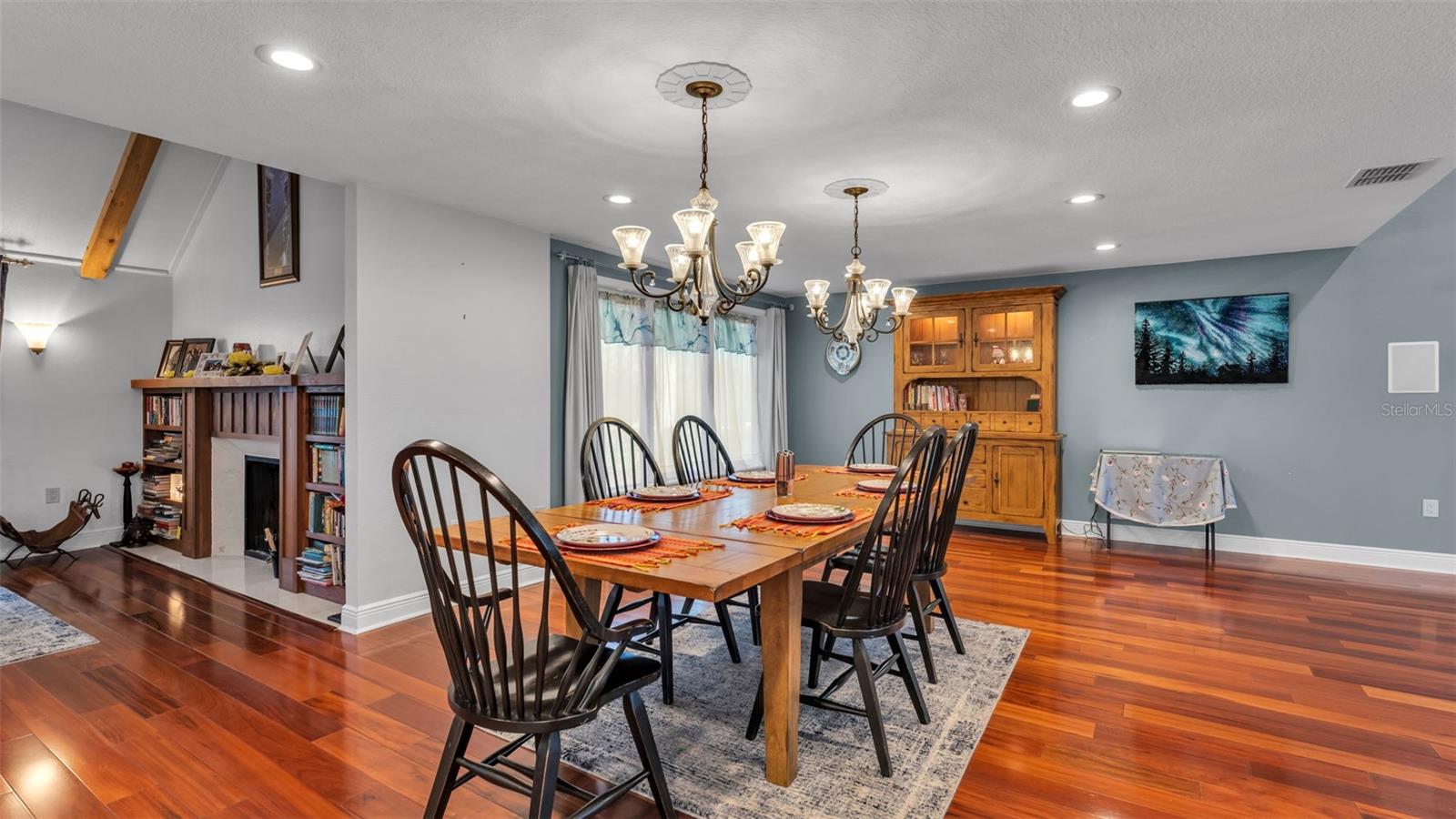 Image 17 of 83 For 1804 Michelle Lane