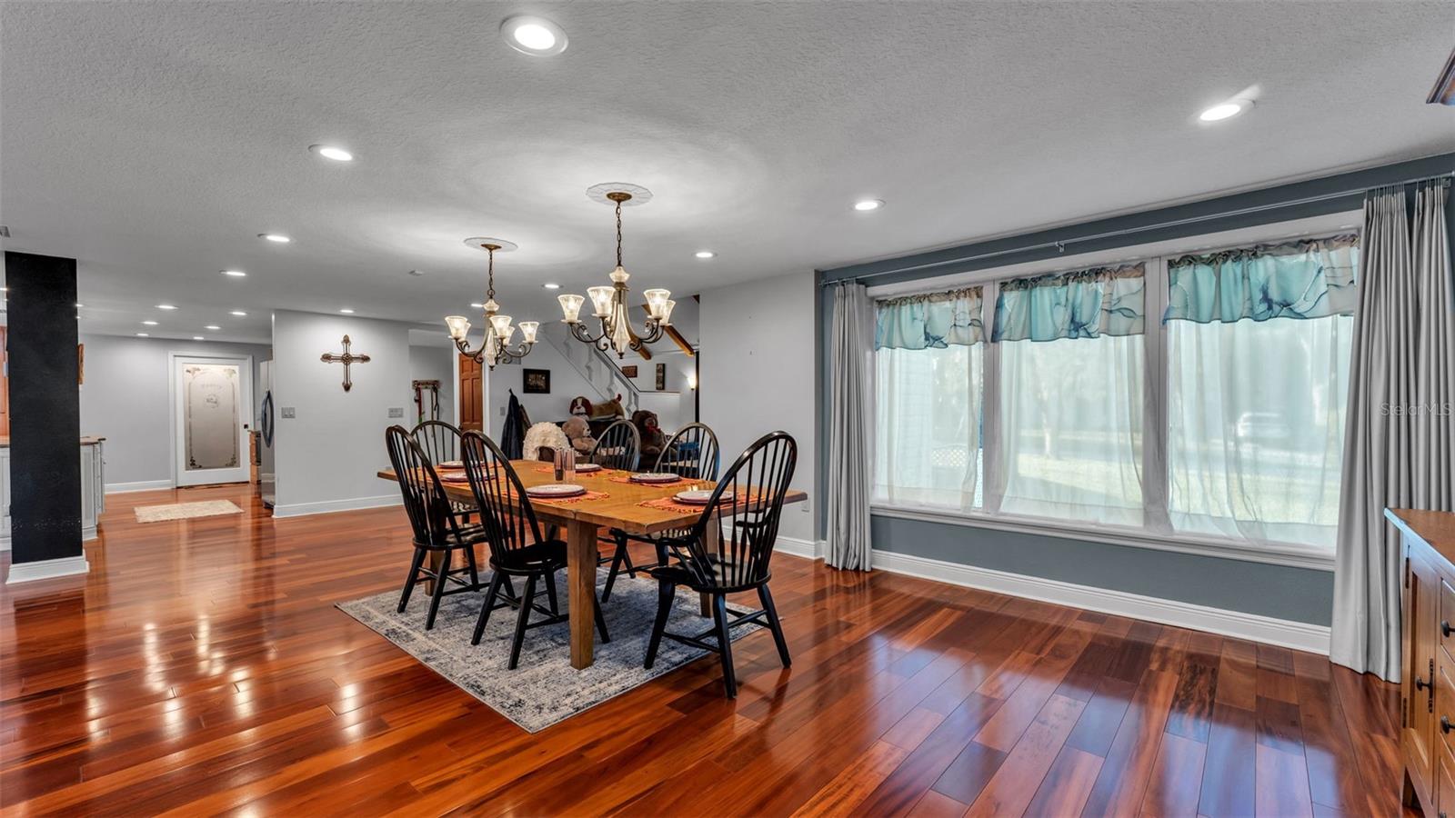 Image 18 of 83 For 1804 Michelle Lane