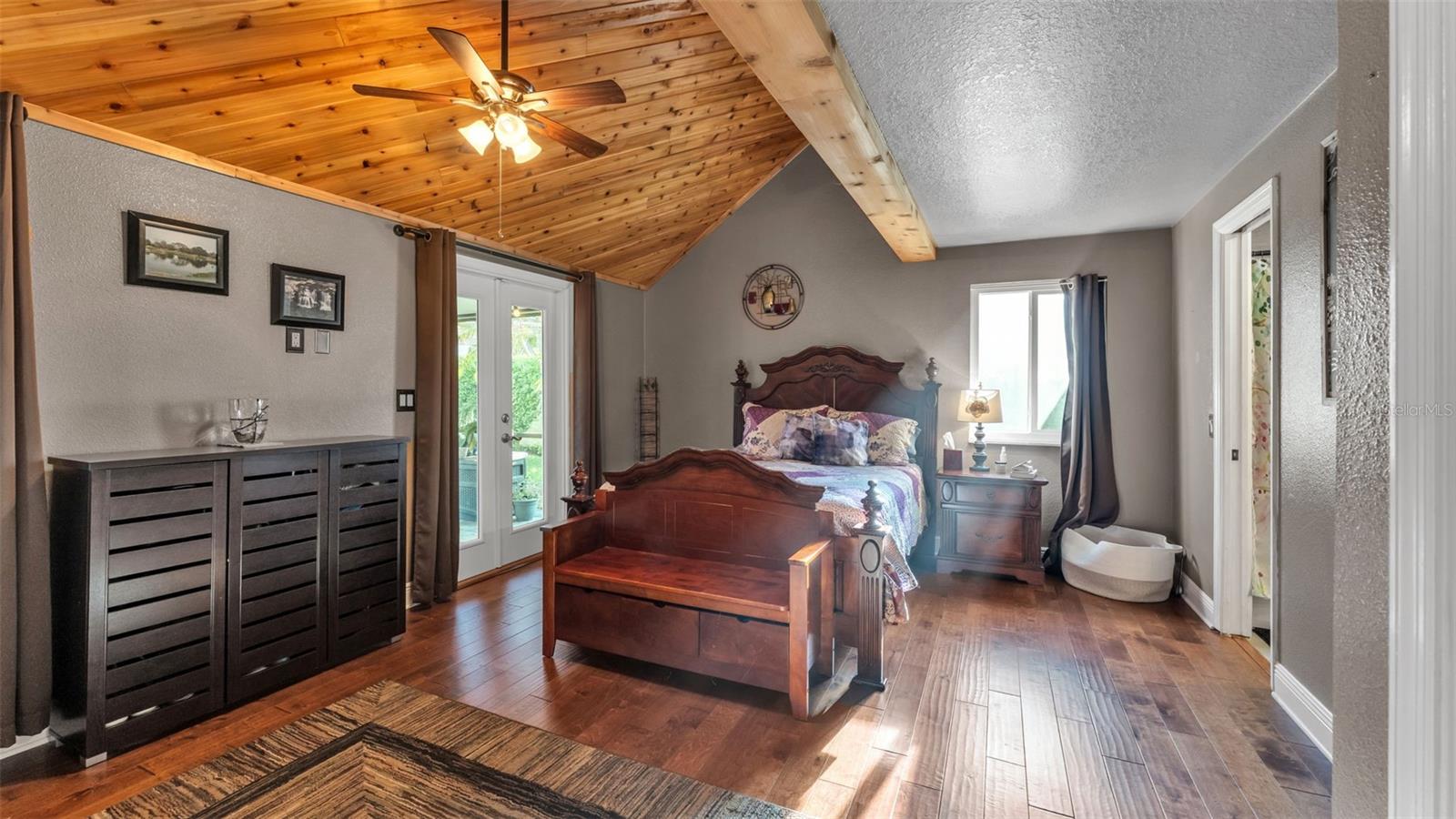 Image 39 of 83 For 1804 Michelle Lane