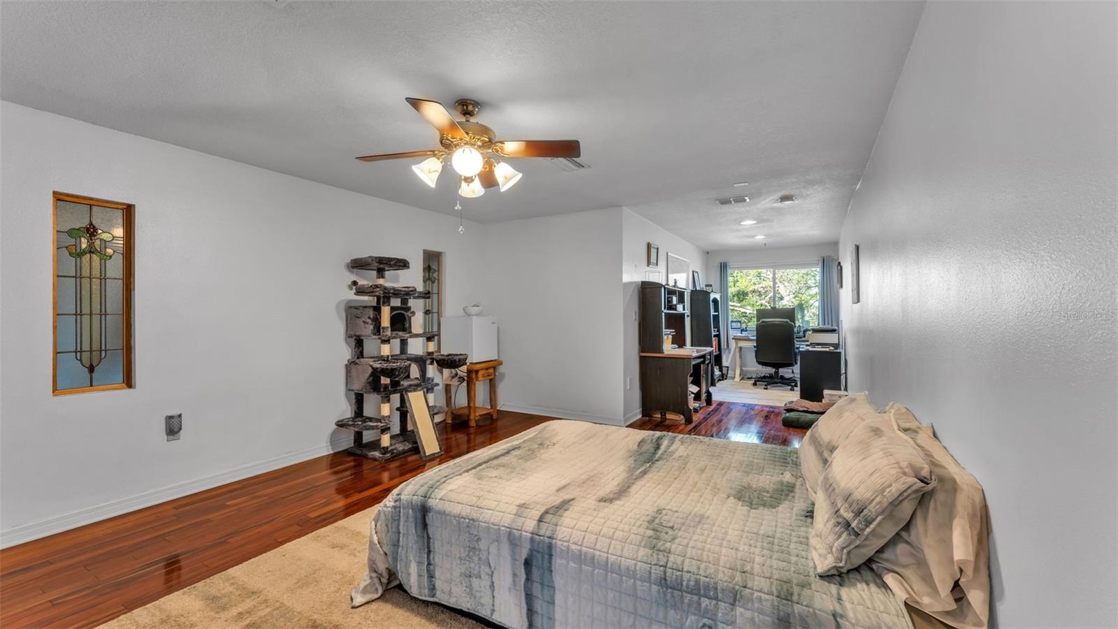 Image 52 of 83 For 1804 Michelle Lane