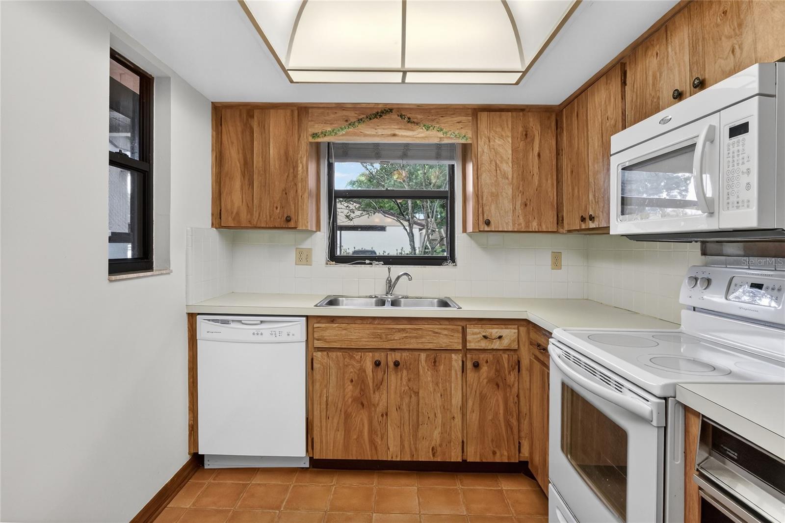 Image 17 of 37 For 2025 Sylvester Road E1