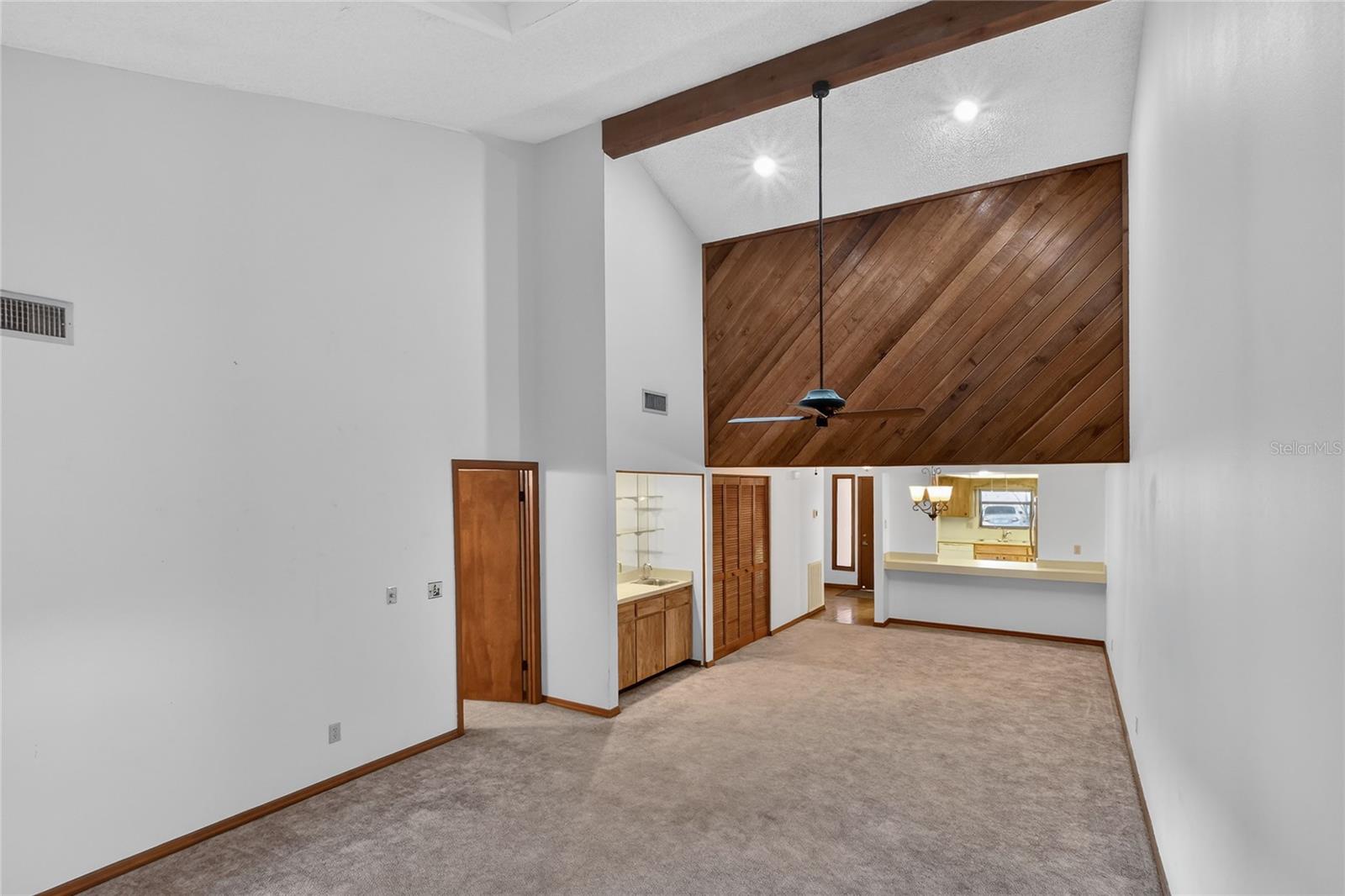 Image 9 of 37 For 2025 Sylvester Road E1