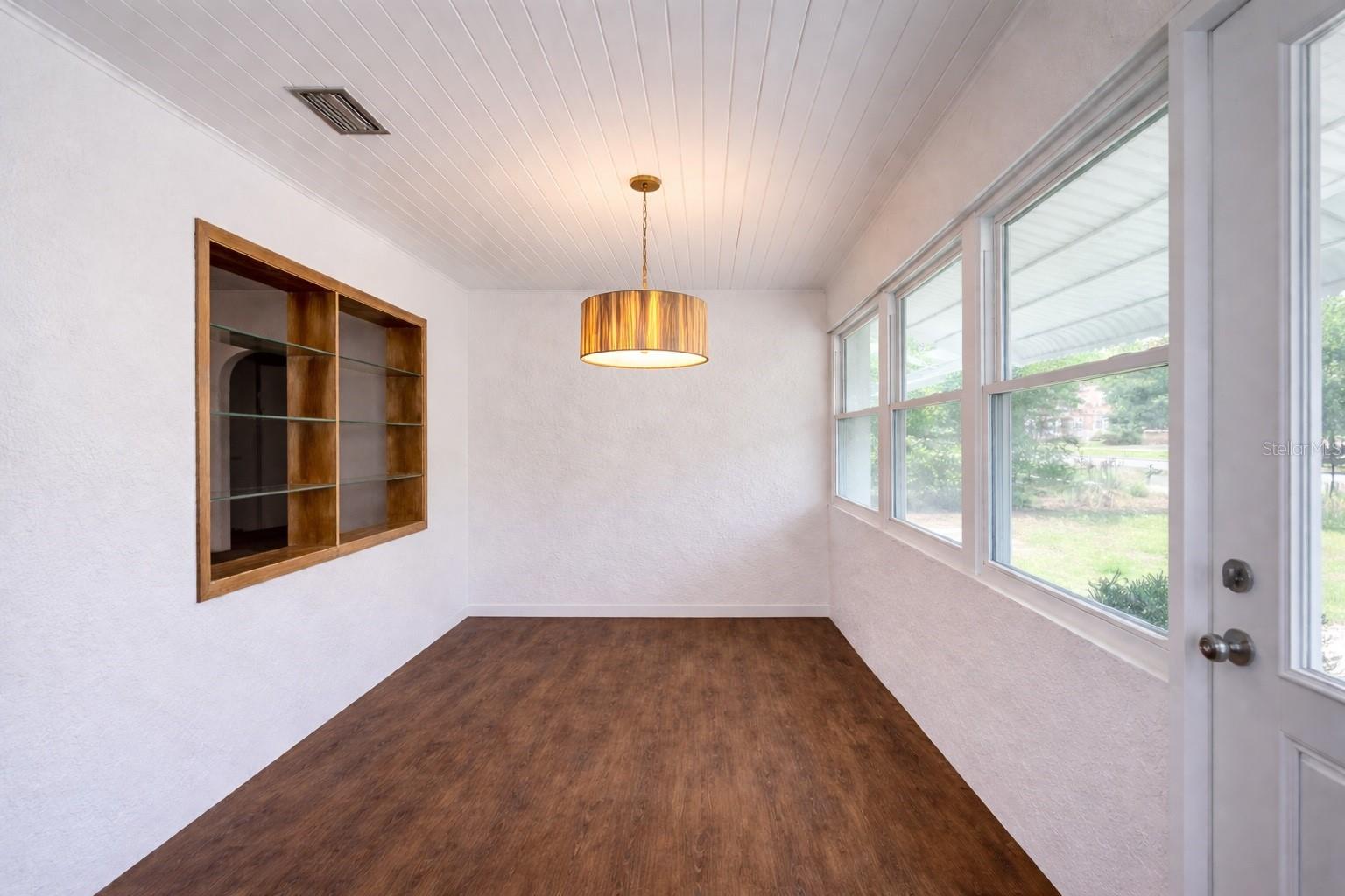 Image 2 of 8 For 403 Johnson Avenue