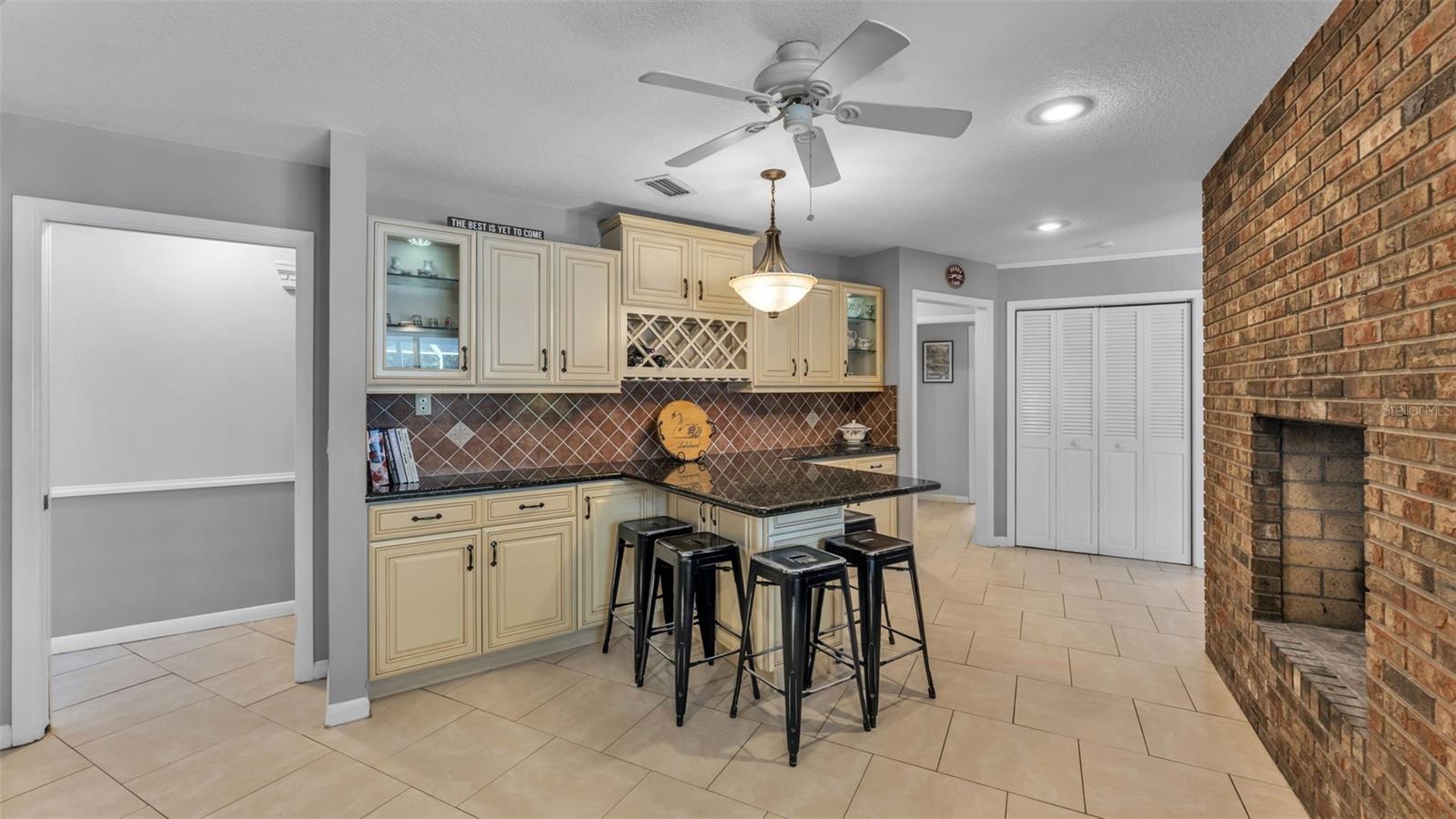 Image 16 of 64 For 5212 Scotland Place