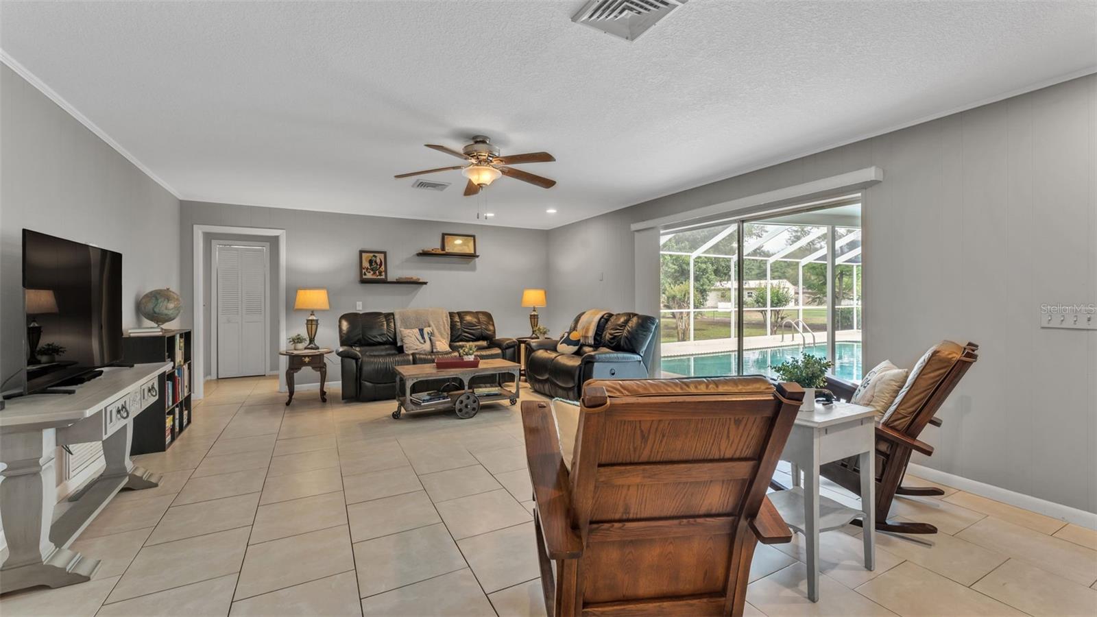 Image 22 of 64 For 5212 Scotland Place