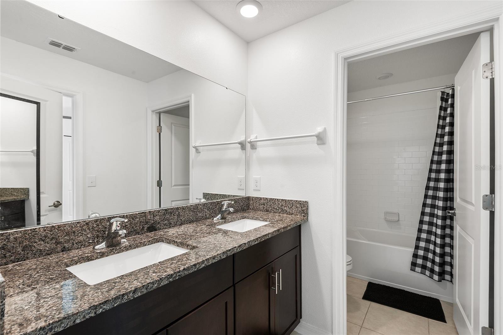 Image 39 of 54 For 2914 Flying Blackbird Road