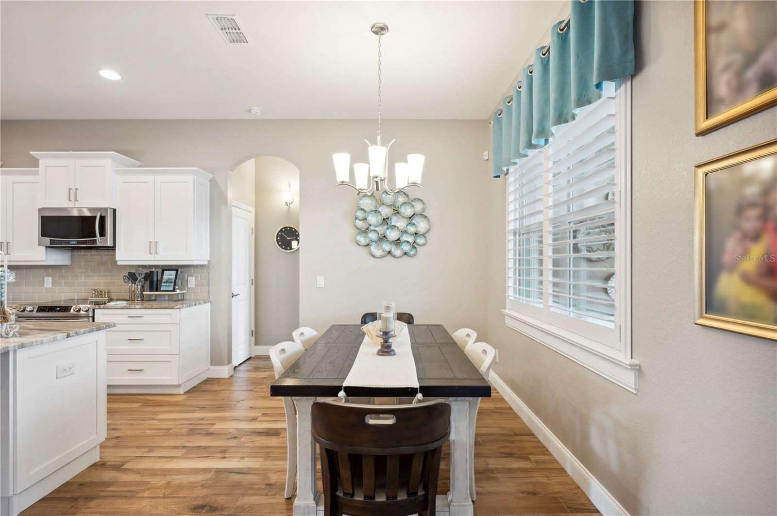 Image 6 of 23 For 5012 Ridgefield Lane