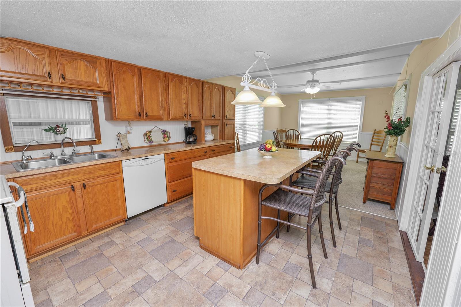 Image 11 of 33 For 6356 Beechwood Avenue