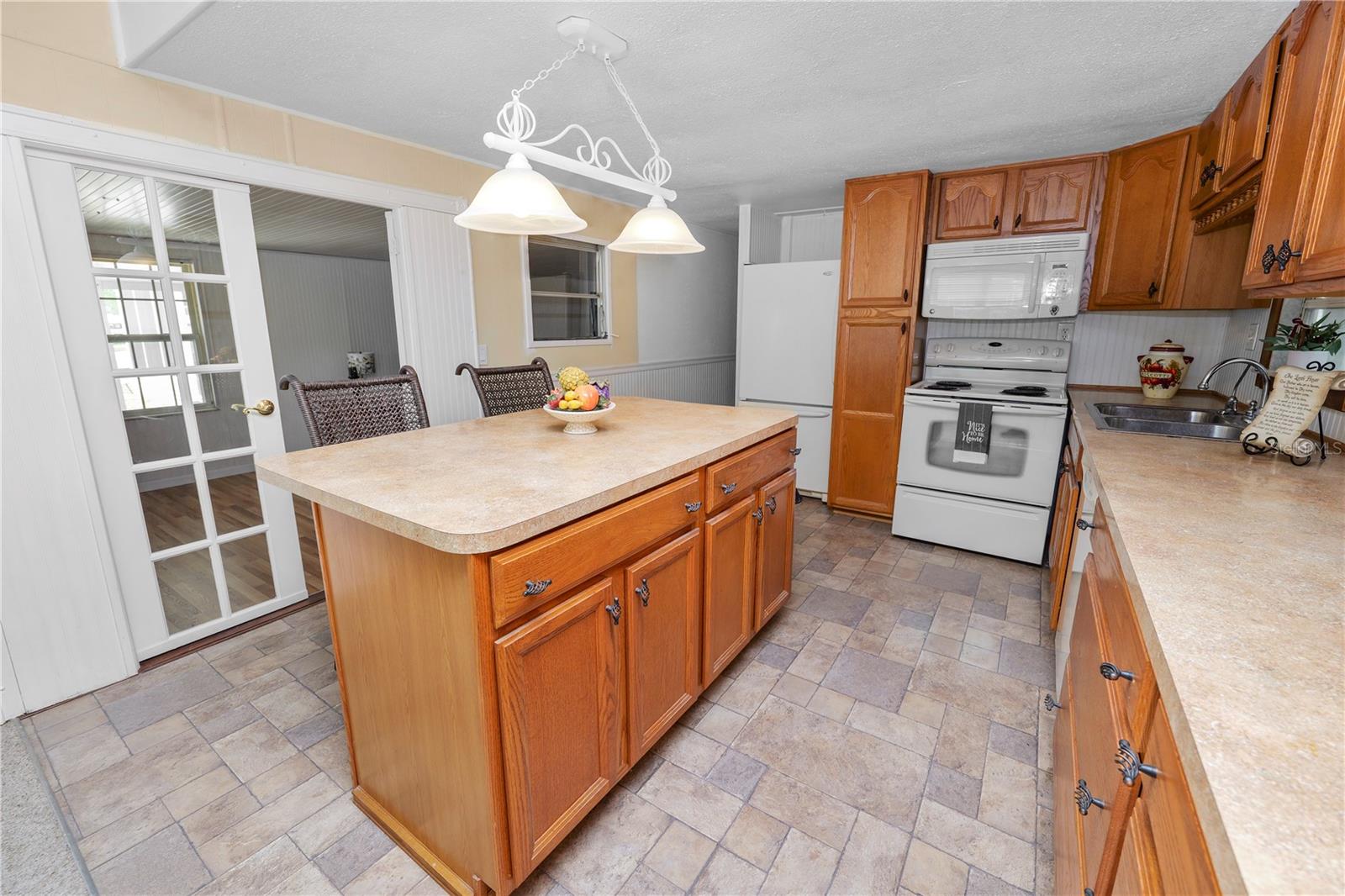 Image 13 of 33 For 6356 Beechwood Avenue