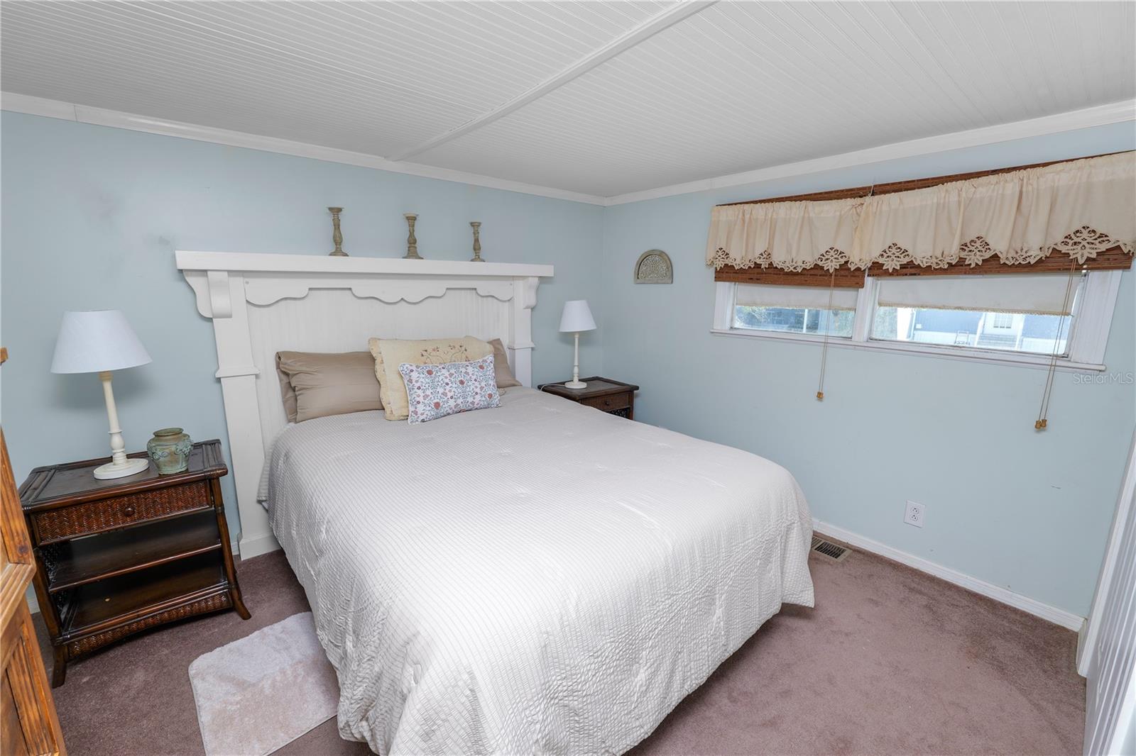 Image 21 of 33 For 6356 Beechwood Avenue