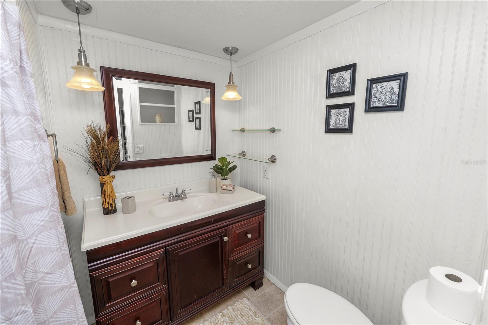 Image 23 of 33 For 6356 Beechwood Avenue