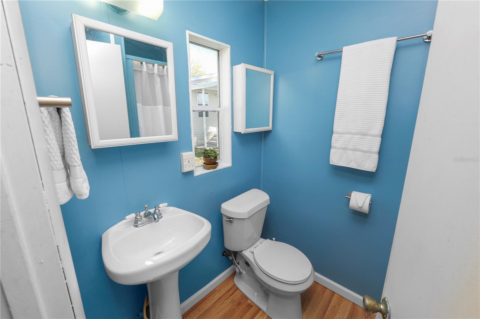 Image 25 of 33 For 6356 Beechwood Avenue