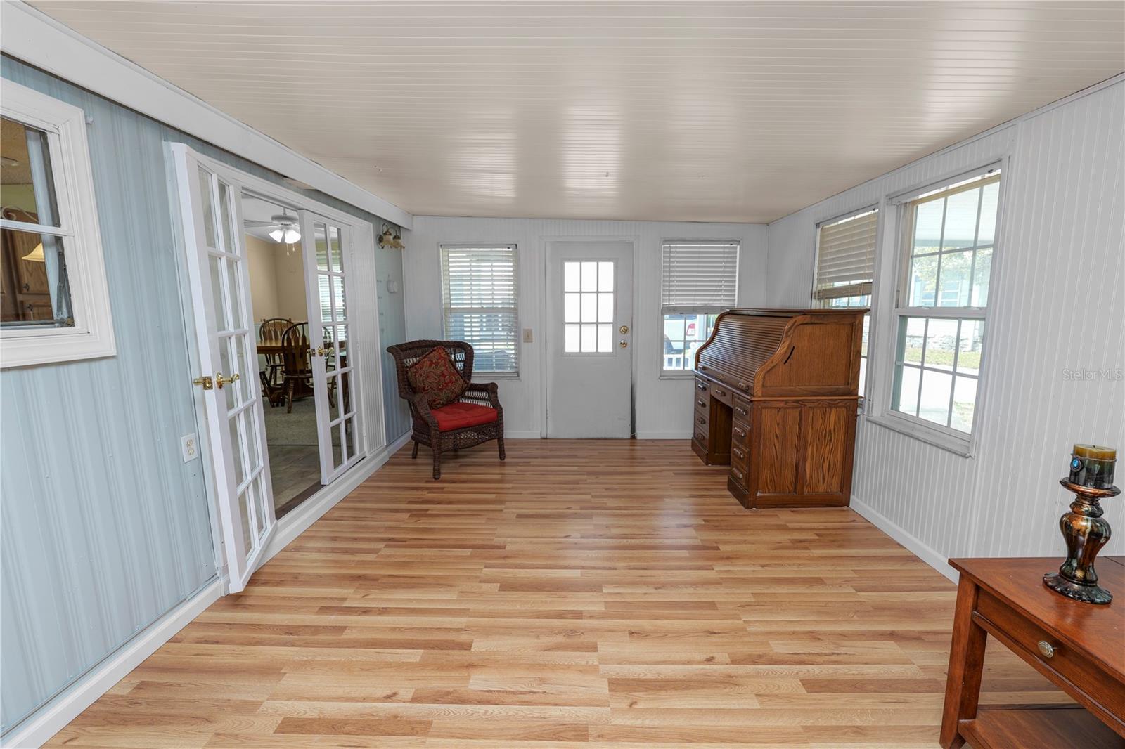 Image 7 of 33 For 6356 Beechwood Avenue