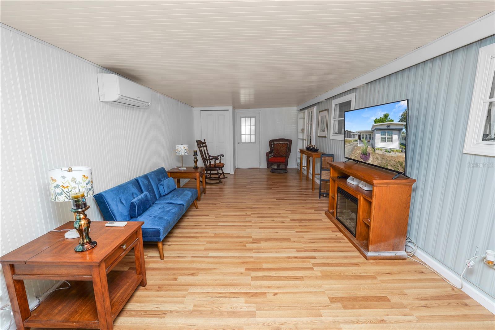 Image 9 of 33 For 6356 Beechwood Avenue