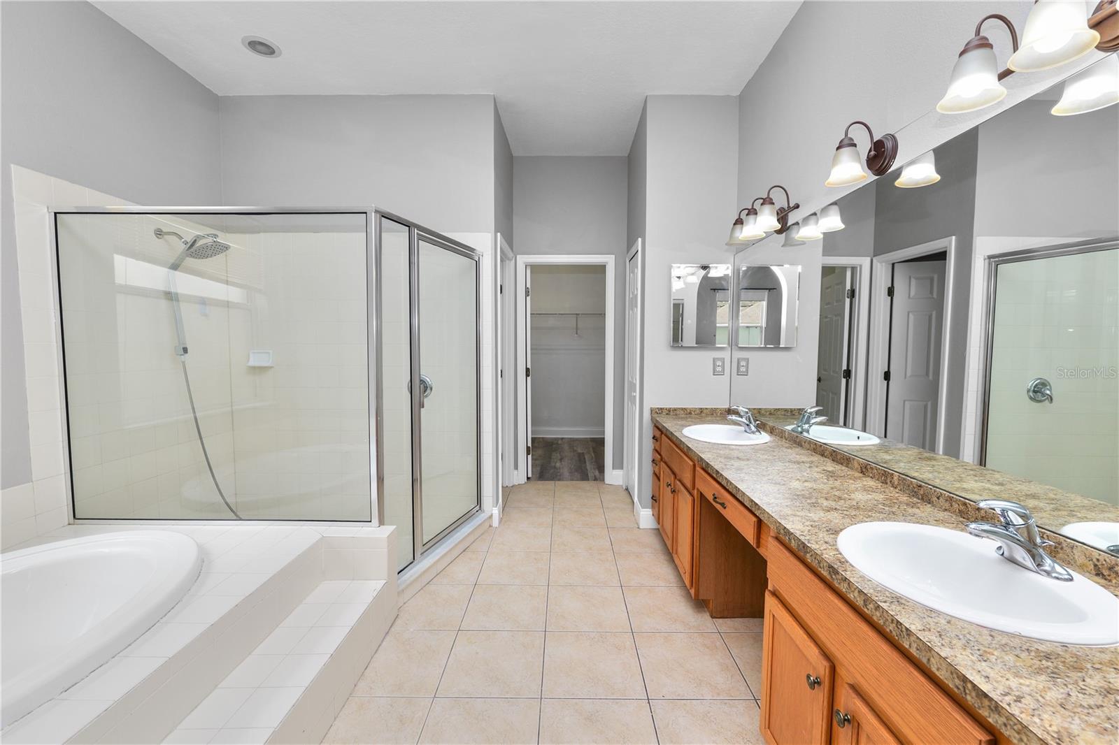 Image 20 of 41 For 30816 Pumpkin Ridge Drive