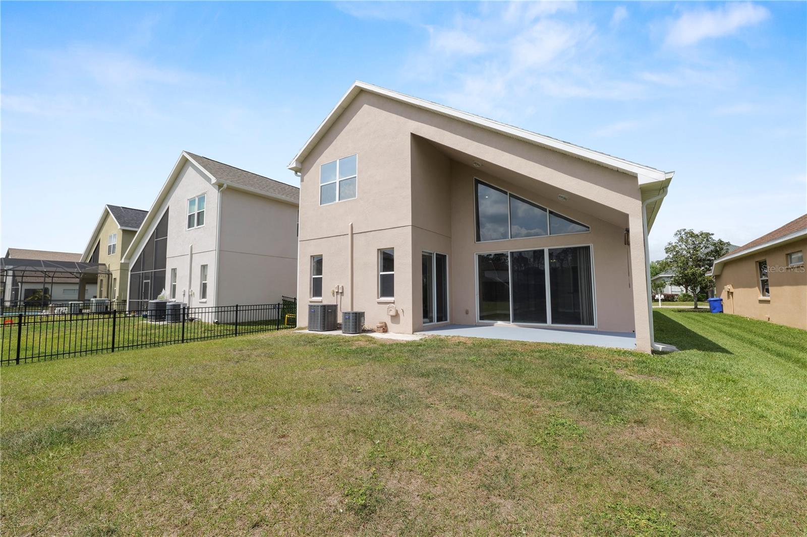 Image 34 of 41 For 30816 Pumpkin Ridge Drive