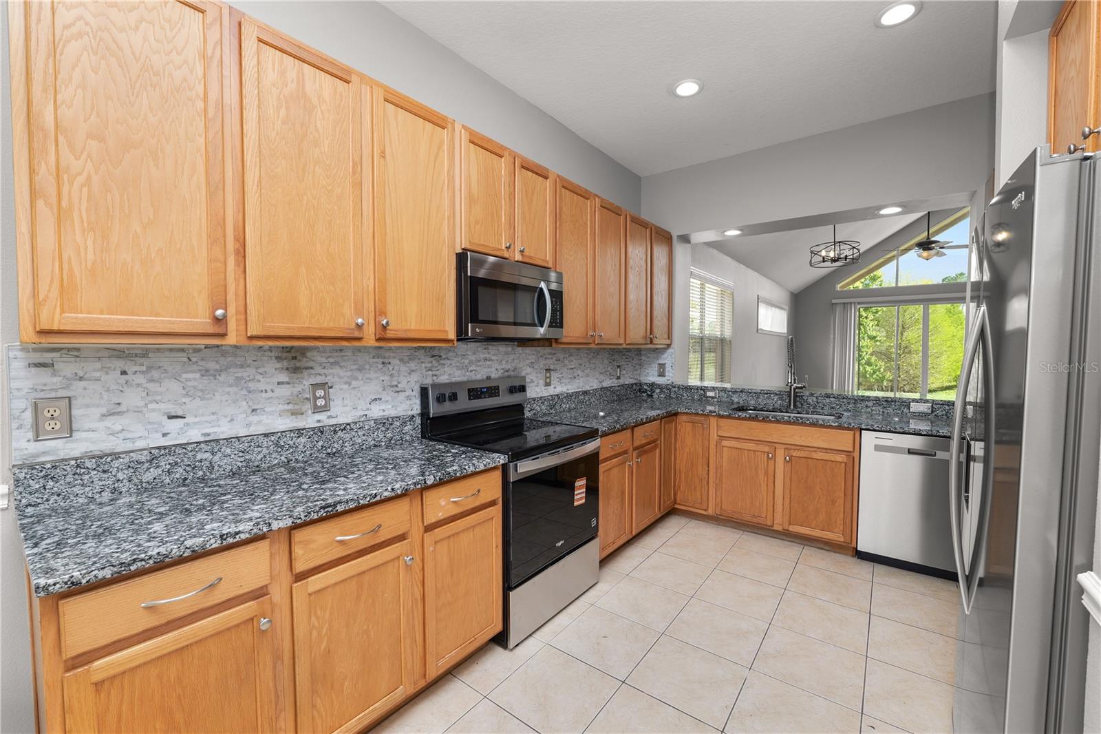 Image 5 of 41 For 30816 Pumpkin Ridge Drive