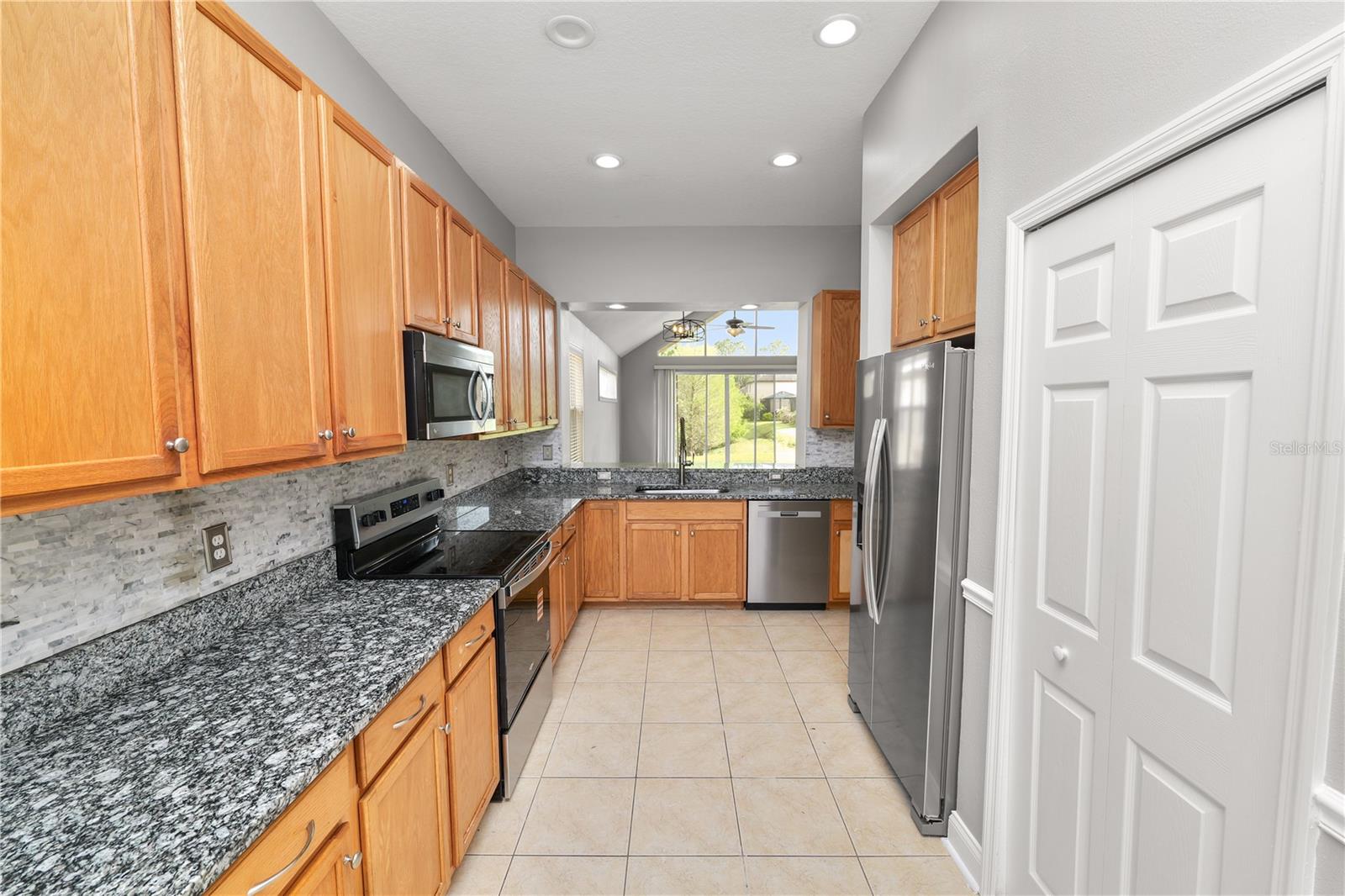 Image 8 of 41 For 30816 Pumpkin Ridge Drive