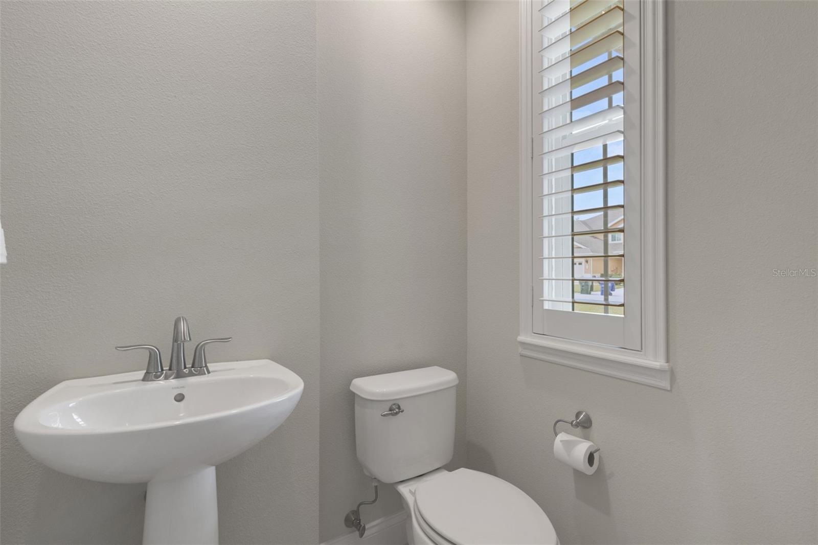 Image 14 of 41 For 2928 Mission Lakes Drive