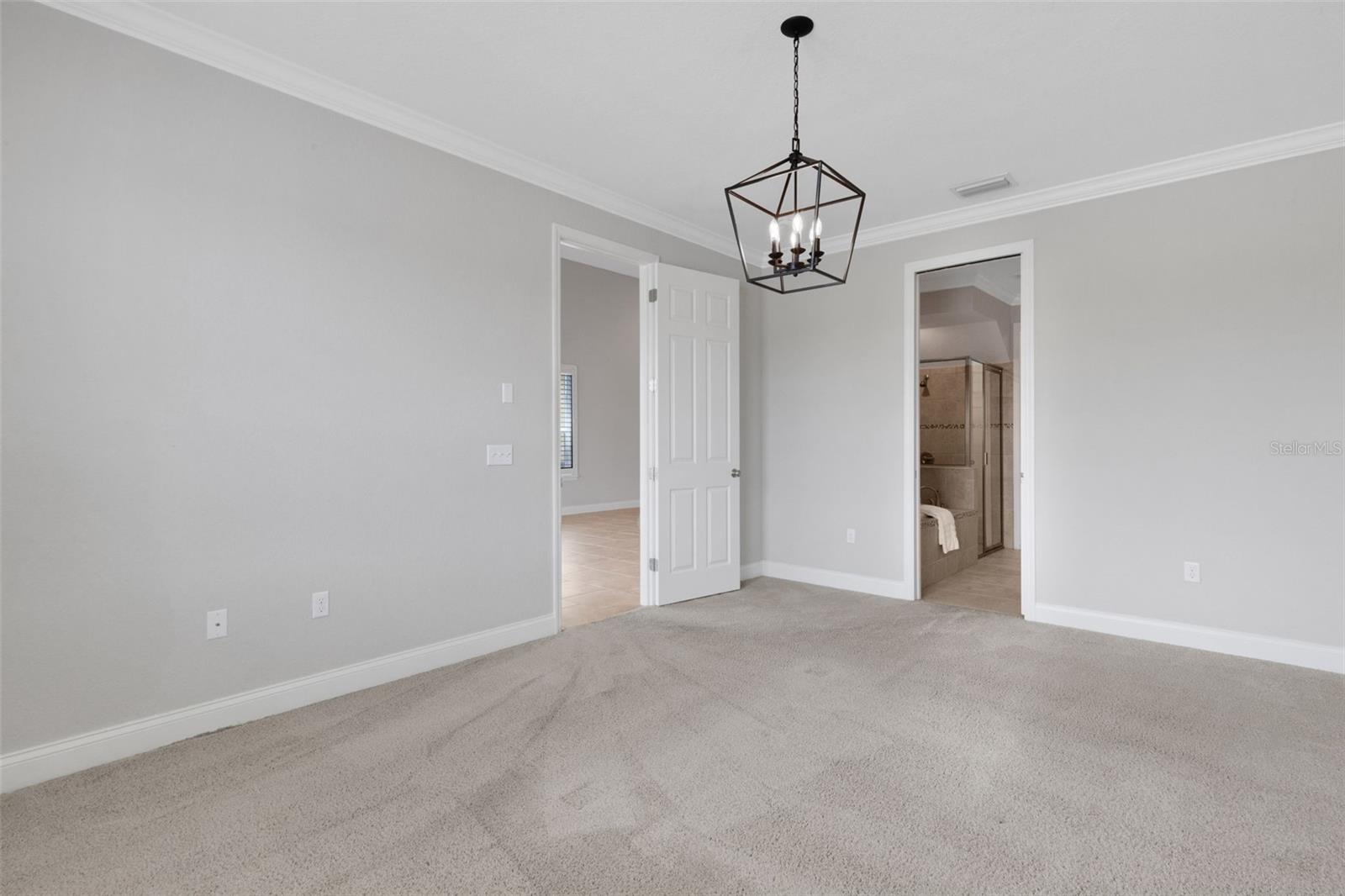 Image 17 of 41 For 2928 Mission Lakes Drive