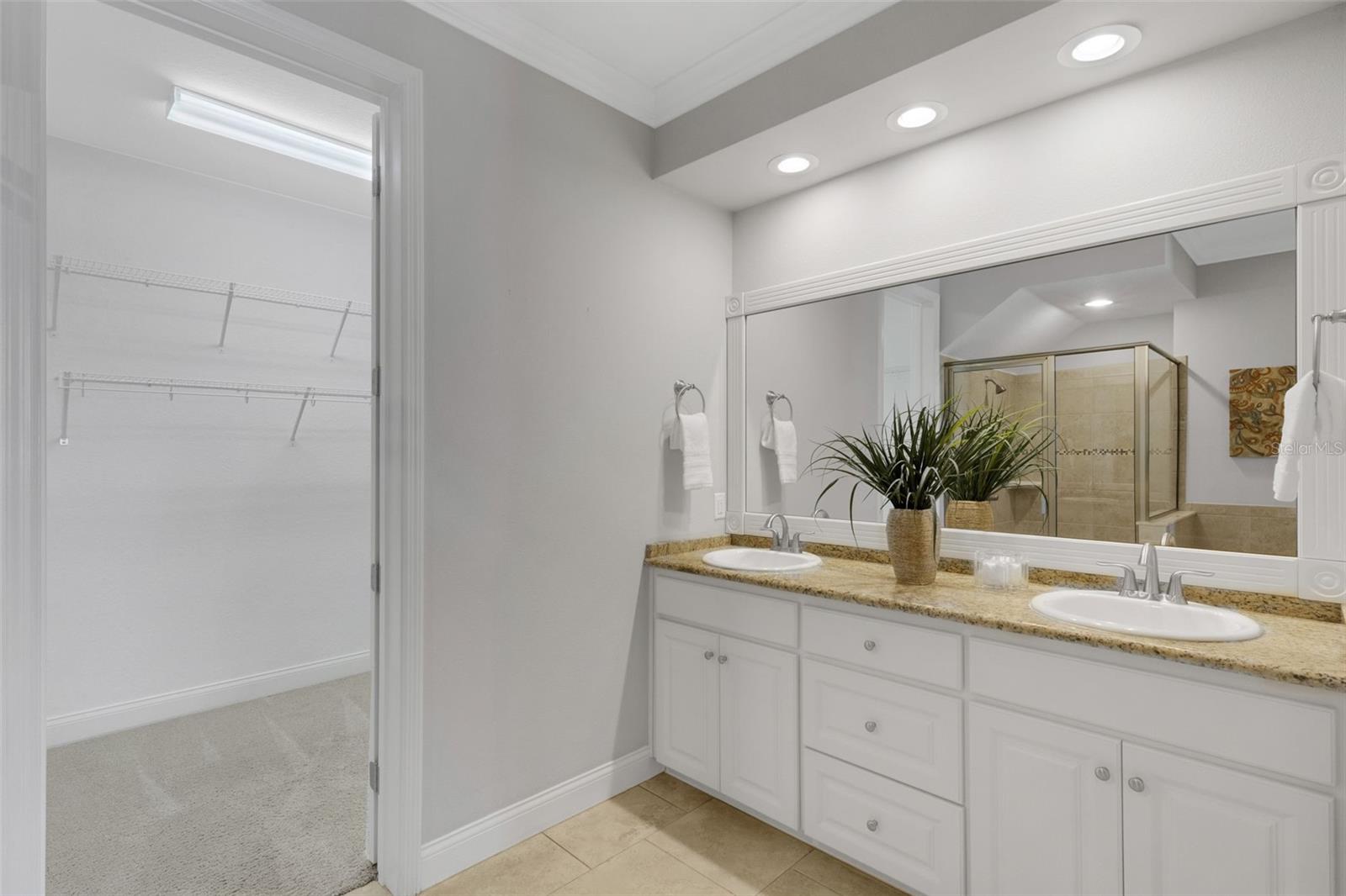 Image 20 of 41 For 2928 Mission Lakes Drive