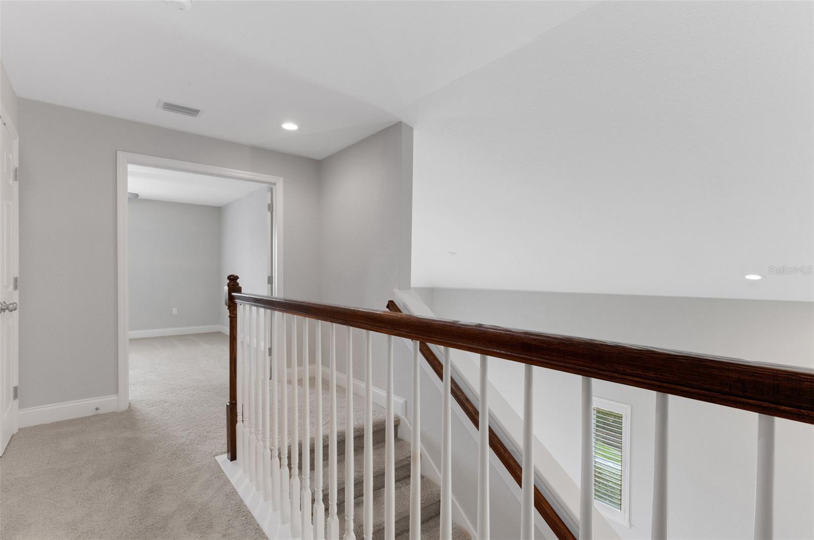 Image 21 of 41 For 2928 Mission Lakes Drive