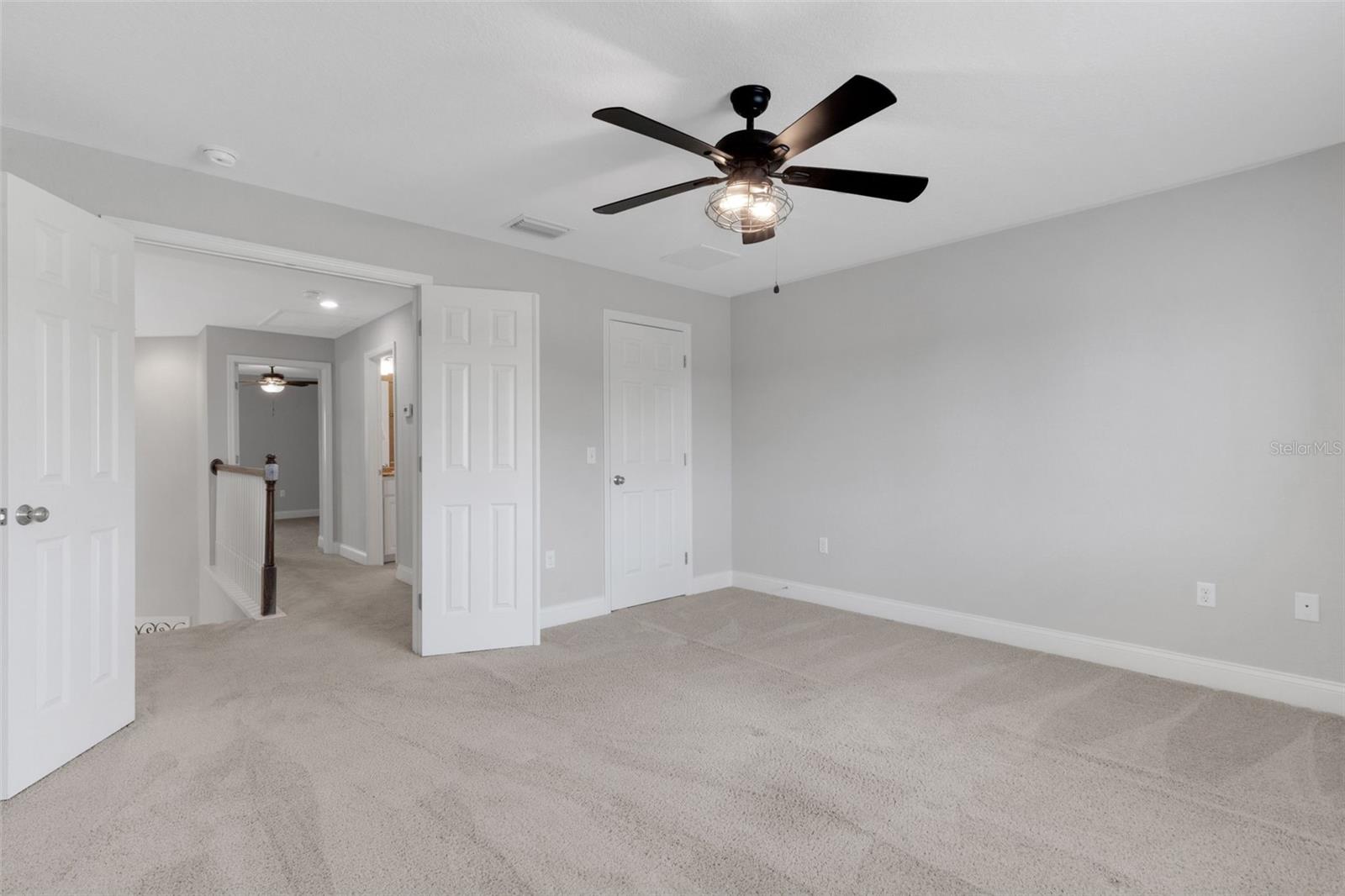 Image 22 of 41 For 2928 Mission Lakes Drive