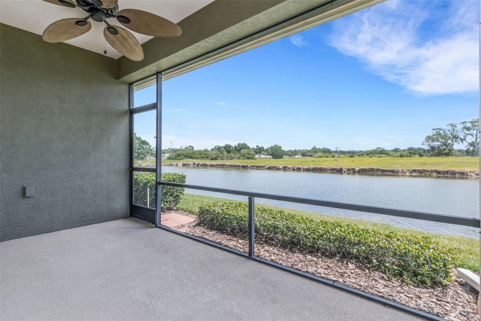 Image 31 of 41 For 2928 Mission Lakes Drive