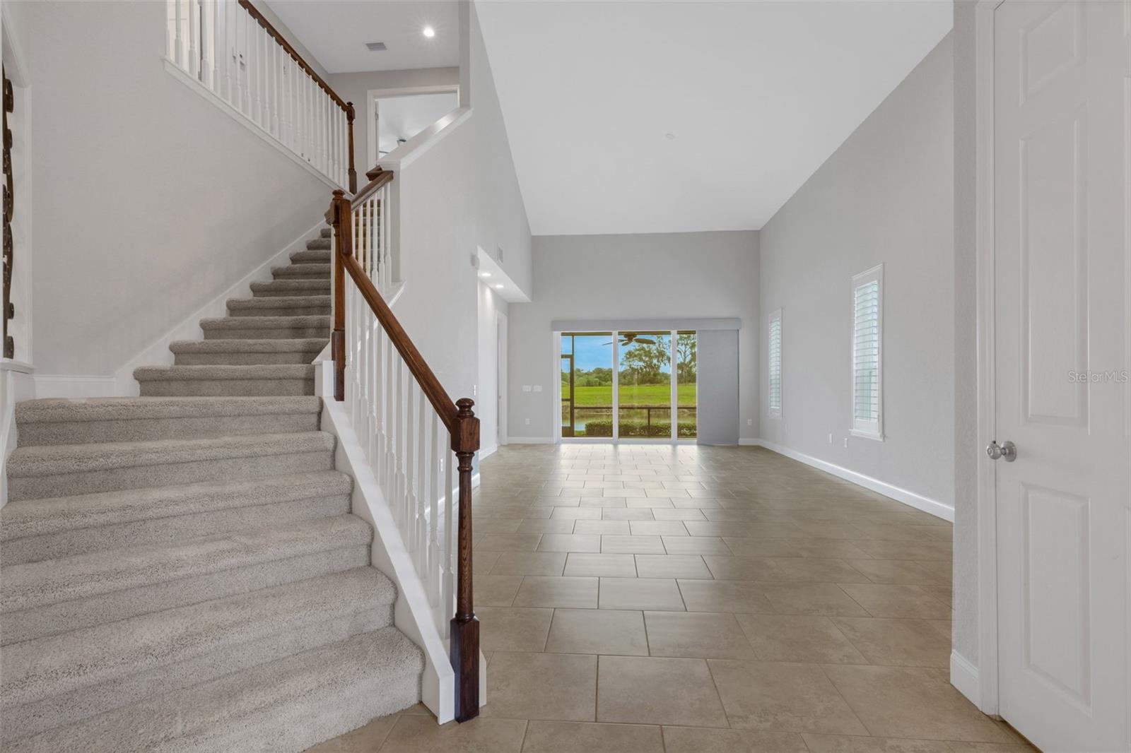 Image 4 of 41 For 2928 Mission Lakes Drive