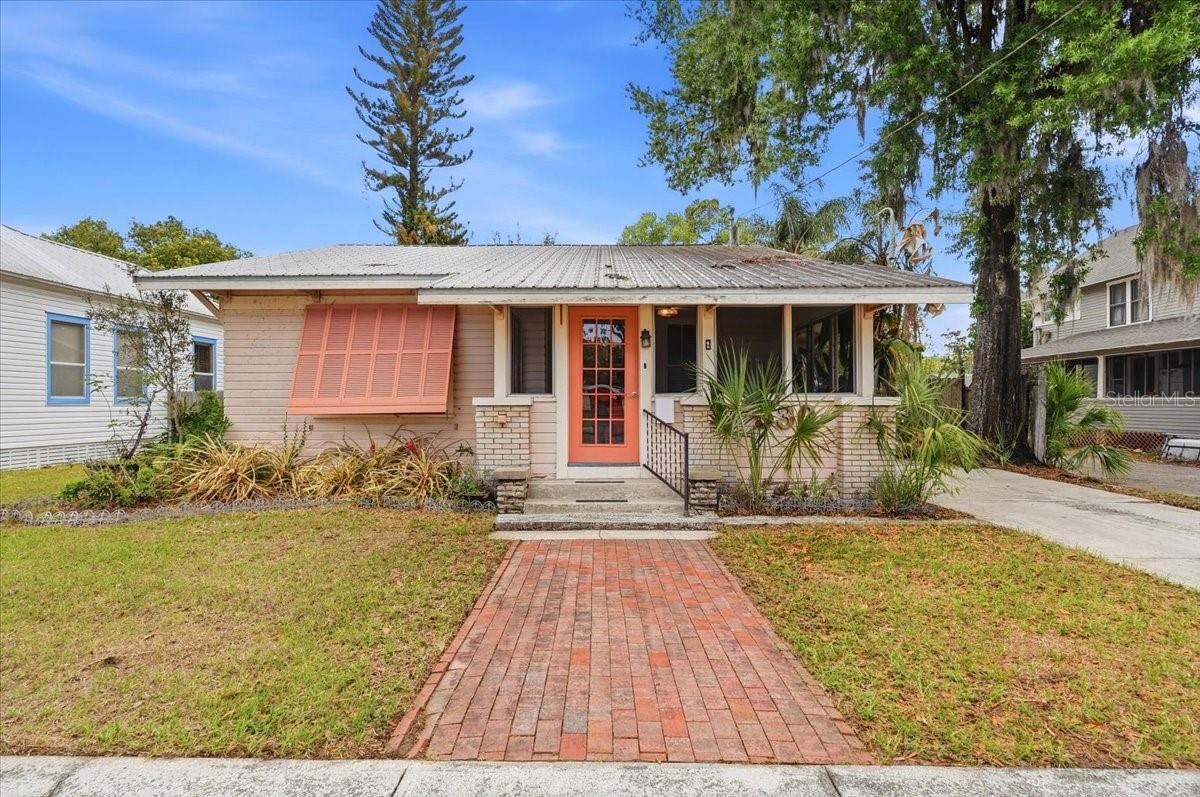 Image 2 of 48 For 530 Jackson Avenue