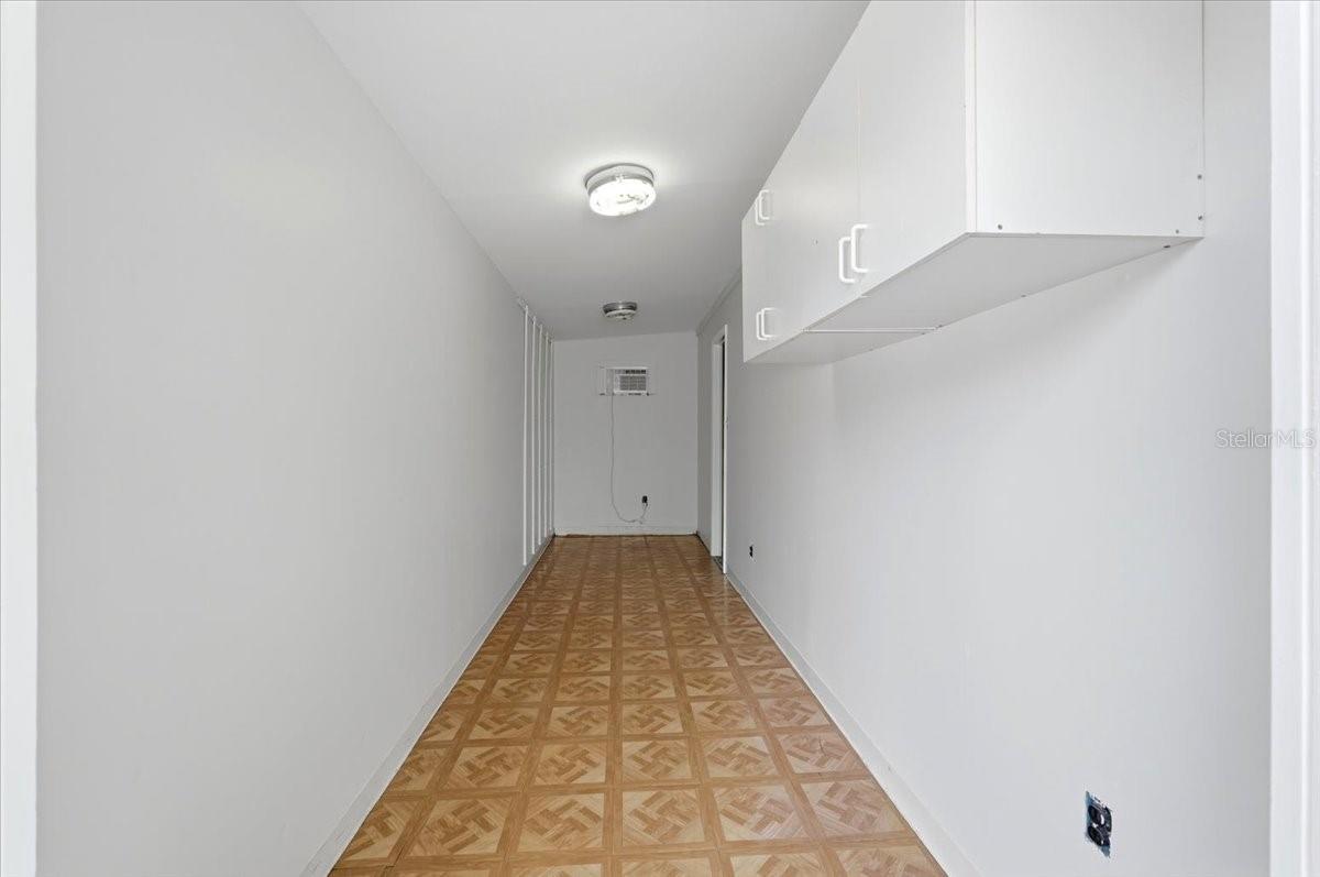 Image 37 of 48 For 530 Jackson Avenue