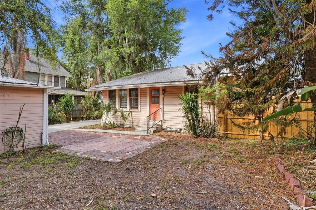 Image 7 of 48 For 530 Jackson Avenue