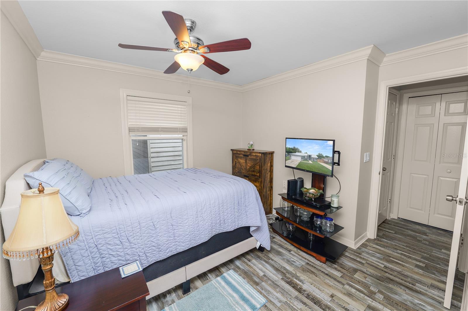 Image 26 of 37 For 225 Lindale Street