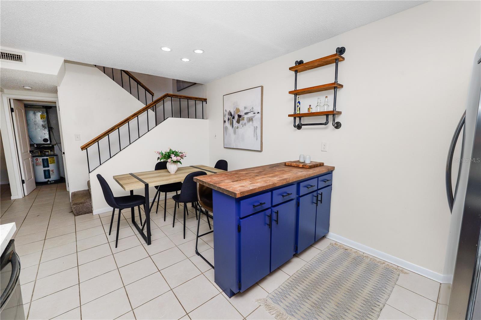 Image 10 of 41 For 2025 Sylvester Road L3