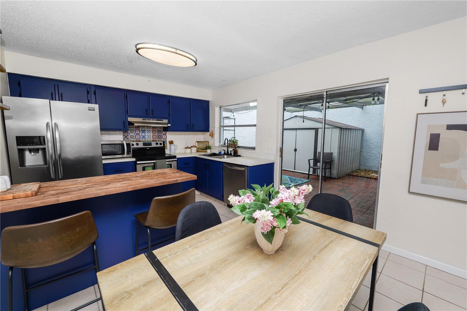 Image 12 of 41 For 2025 Sylvester Road L3