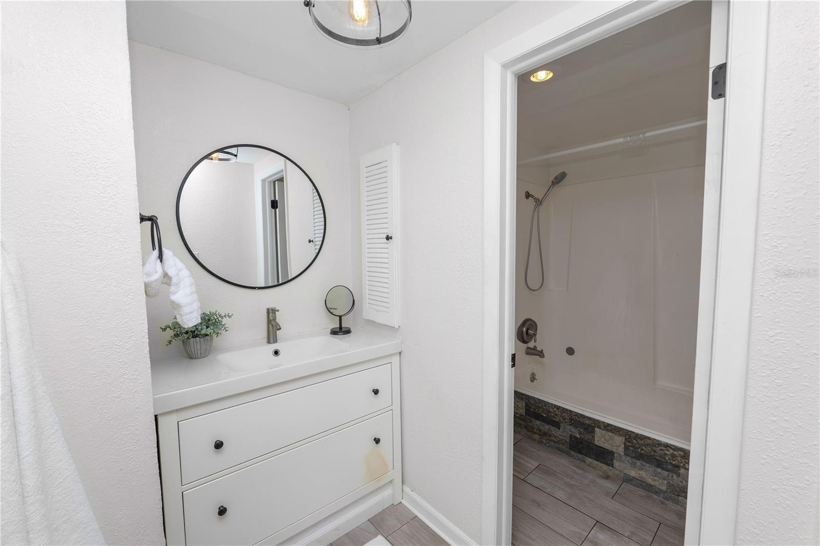 Image 19 of 41 For 2025 Sylvester Road L3