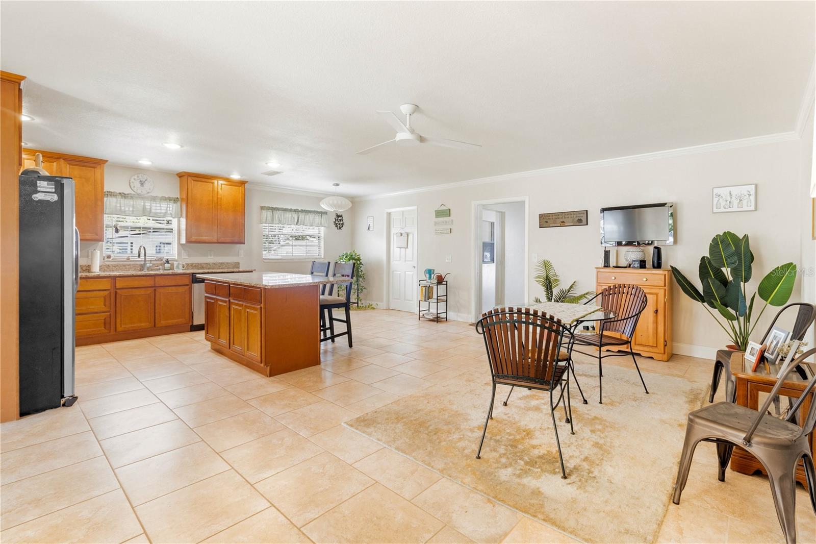 Image 12 of 55 For 6227 Woodsfield Way