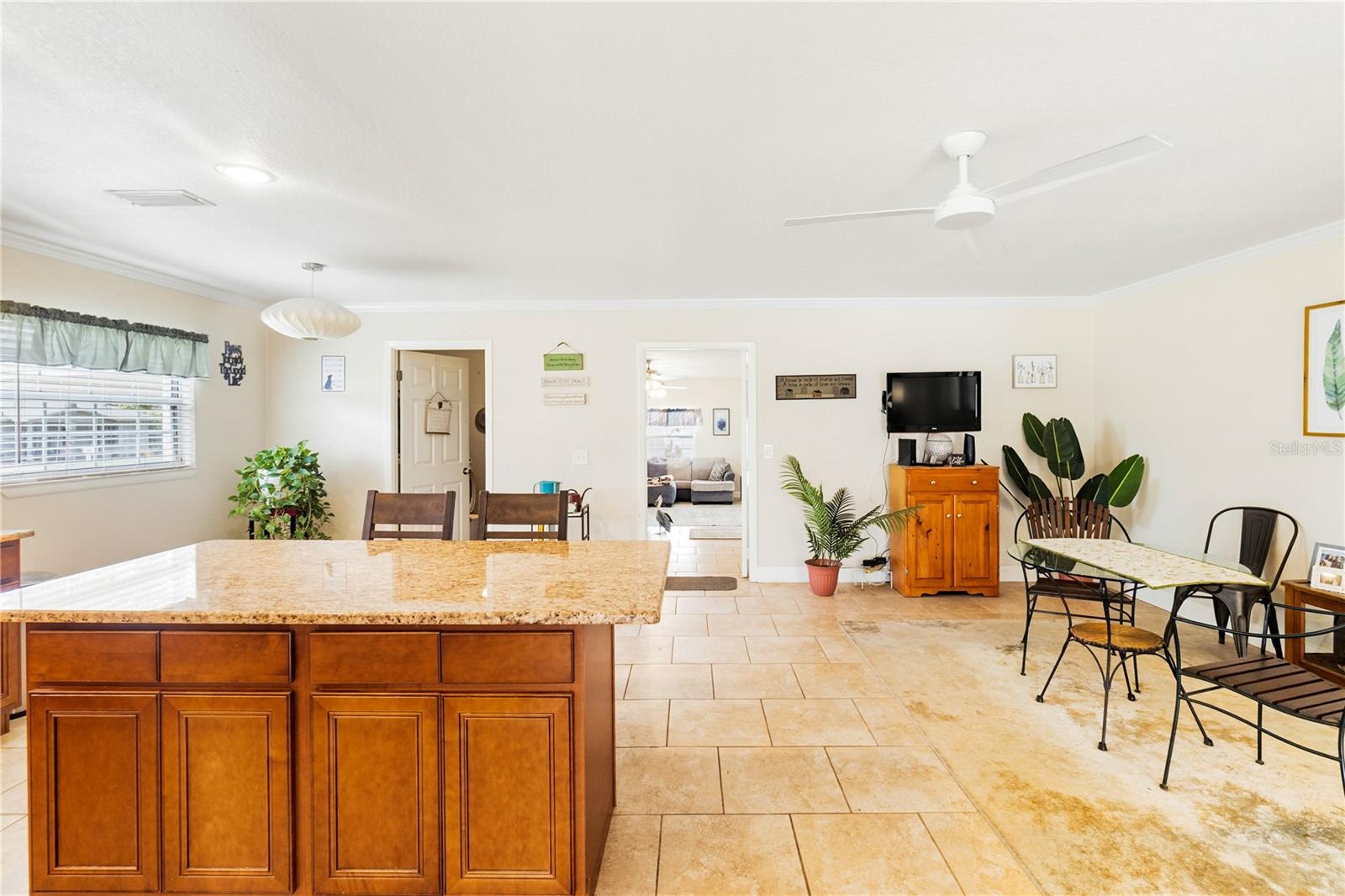 Image 17 of 55 For 6227 Woodsfield Way