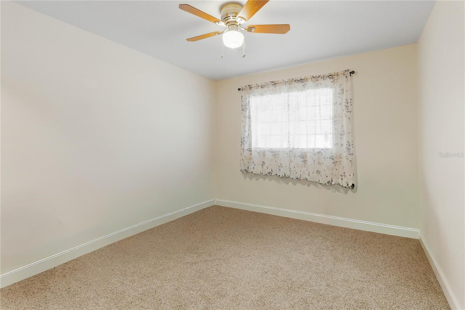 Image 23 of 55 For 6227 Woodsfield Way