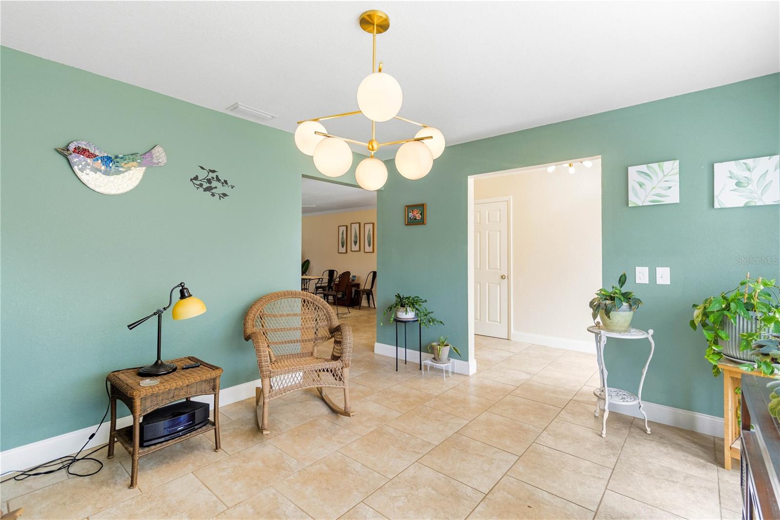 Image 7 of 55 For 6227 Woodsfield Way