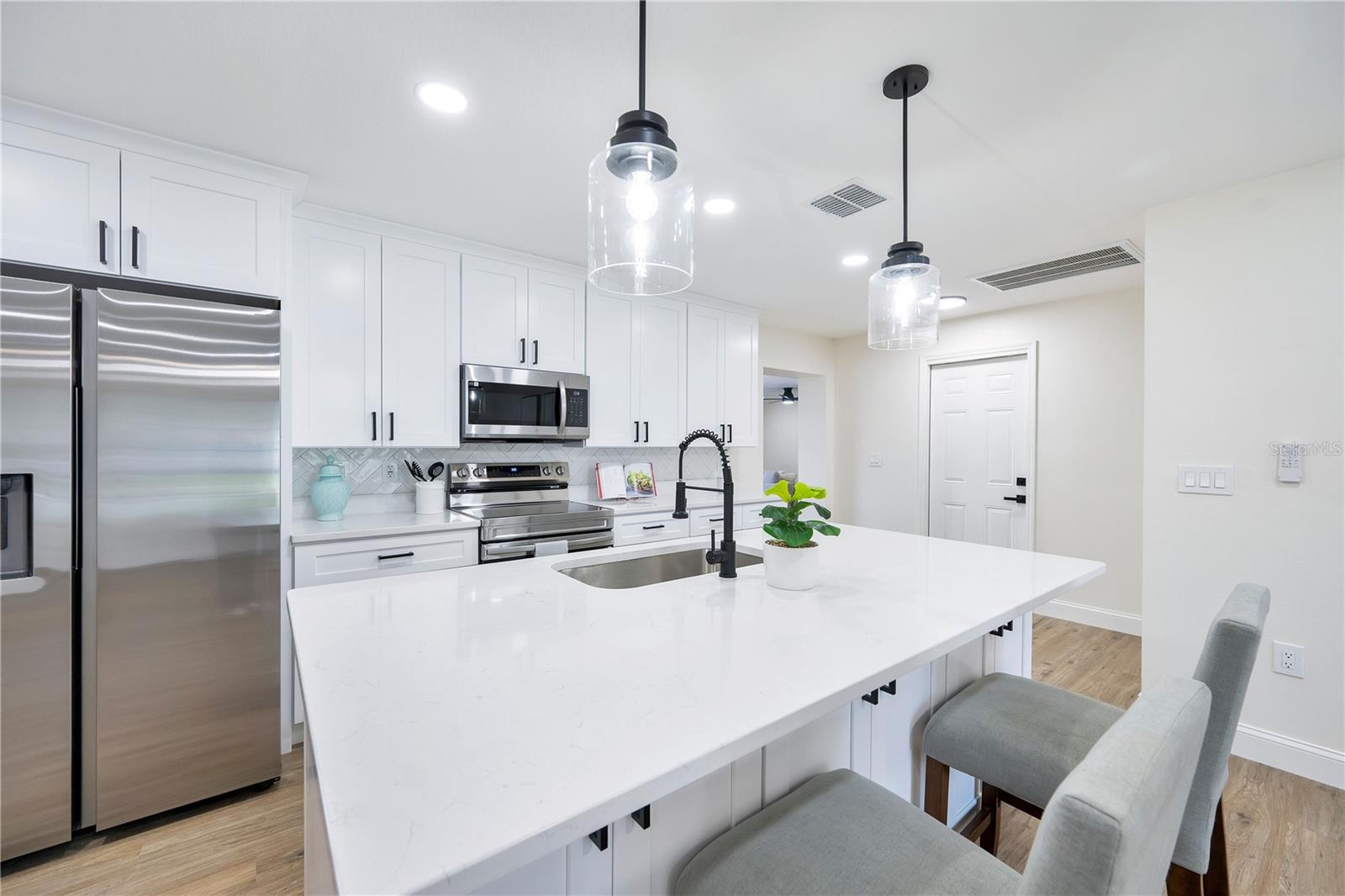 Image 12 of 38 For 510 Rooks Road