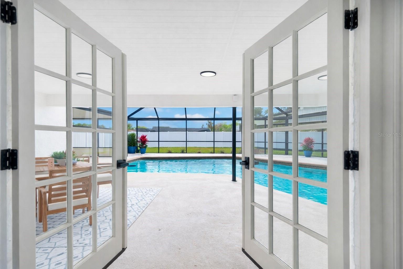 Image 2 of 38 For 510 Rooks Road