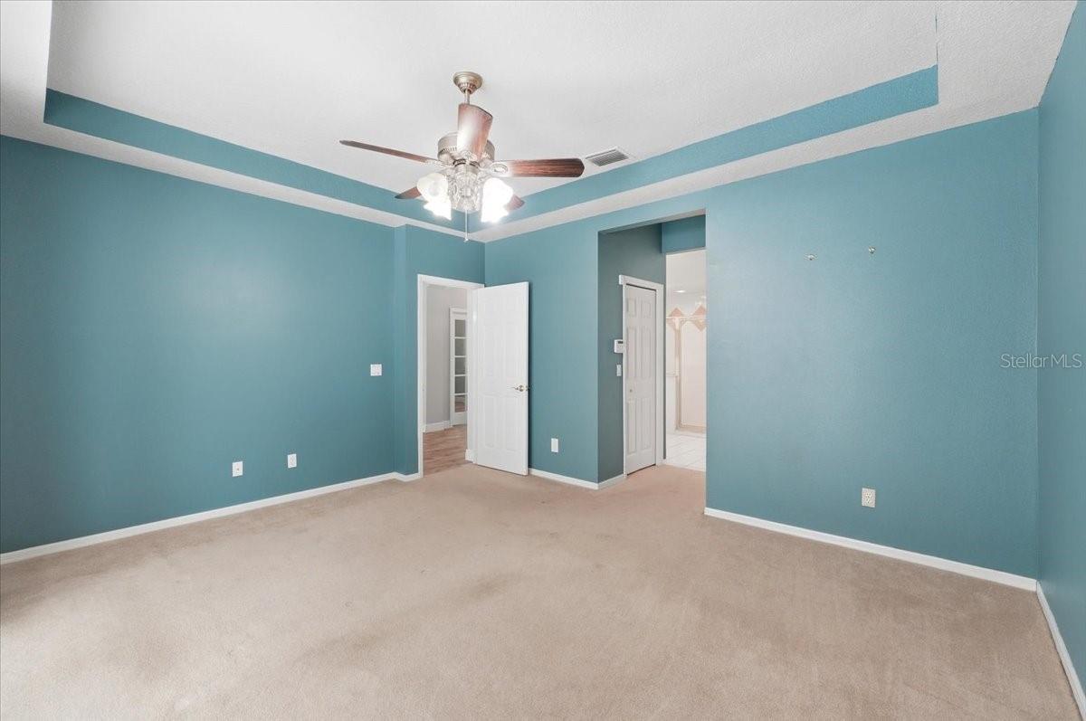 Image 26 of 61 For 2214 Longmore Circle