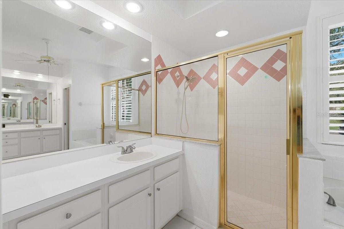 Image 32 of 61 For 2214 Longmore Circle